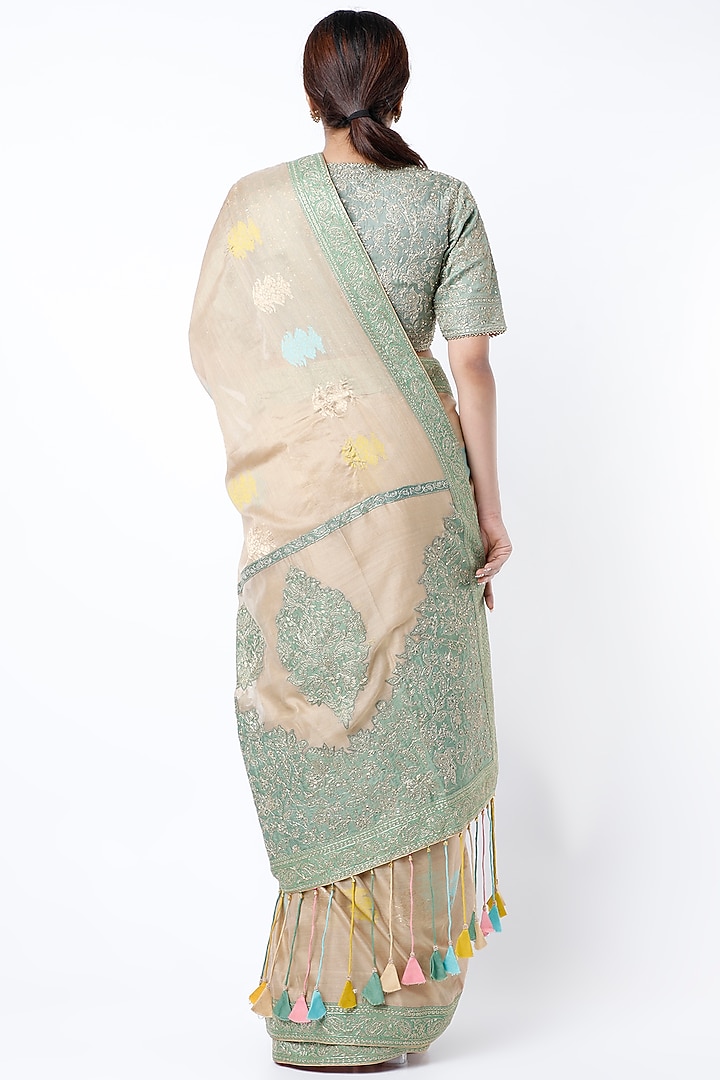 Beige Embroidered Wedding Saree Set by Rar Studio at Pernia's Pop Up Shop