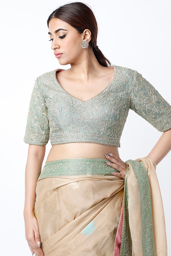 Beige Embroidered Wedding Saree Set by Rar Studio at Pernia's Pop Up Shop