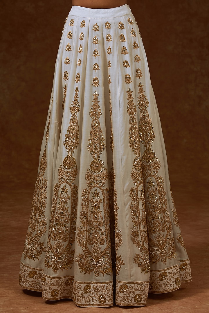 Ivory Chanderi Handloom Dori Embroidered Bridal Lehenga Set by Rar Studio at Pernia's Pop Up Shop