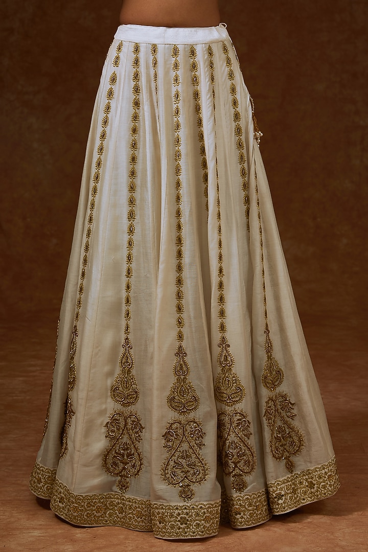Ivory Chanderi Handloom Dori Embroidered Bridal Lehenga Set by Rar Studio at Pernia's Pop Up Shop