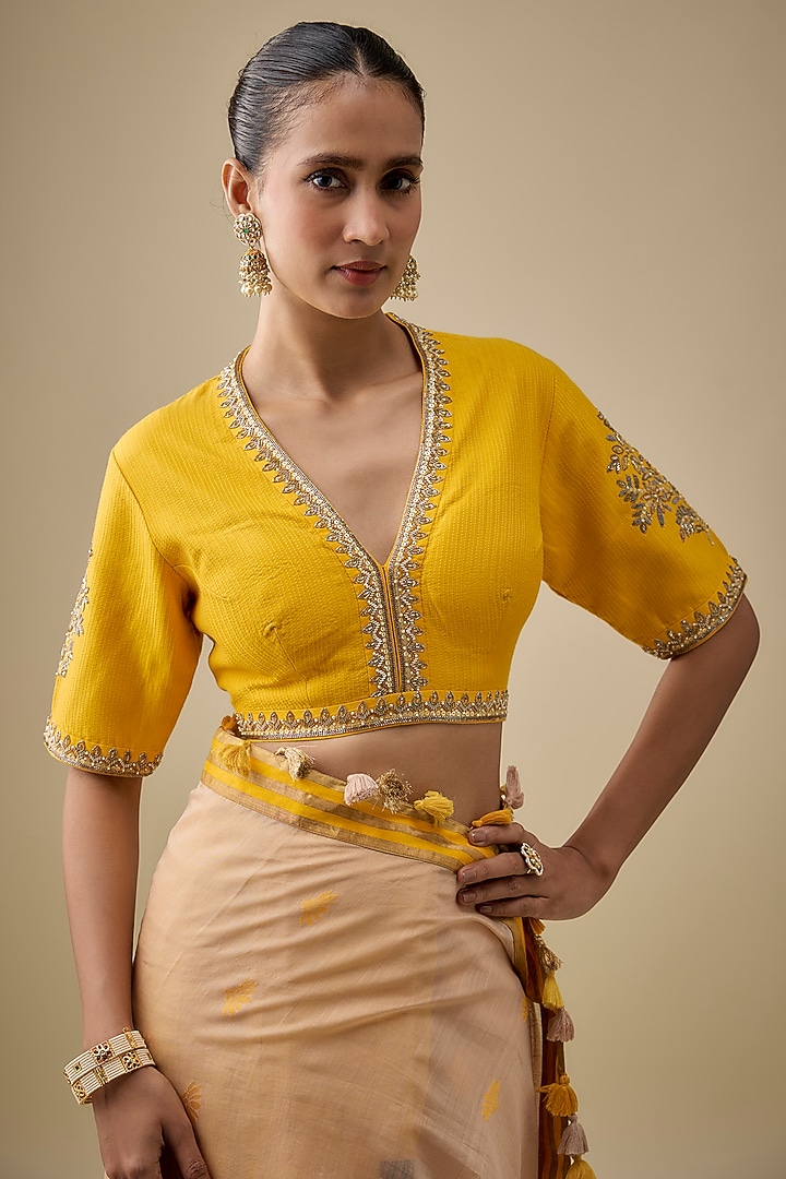 Yellow & Beige Chanderi Handloom Silk Woven Wedding Saree Set by RAR Studio at Pernia's Pop Up Shop