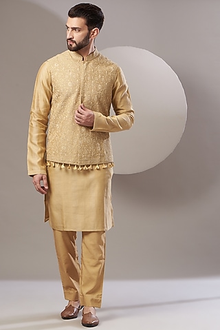 Beige Chanderi Kurta Set With Bundi Jacket by Rar Studio Men