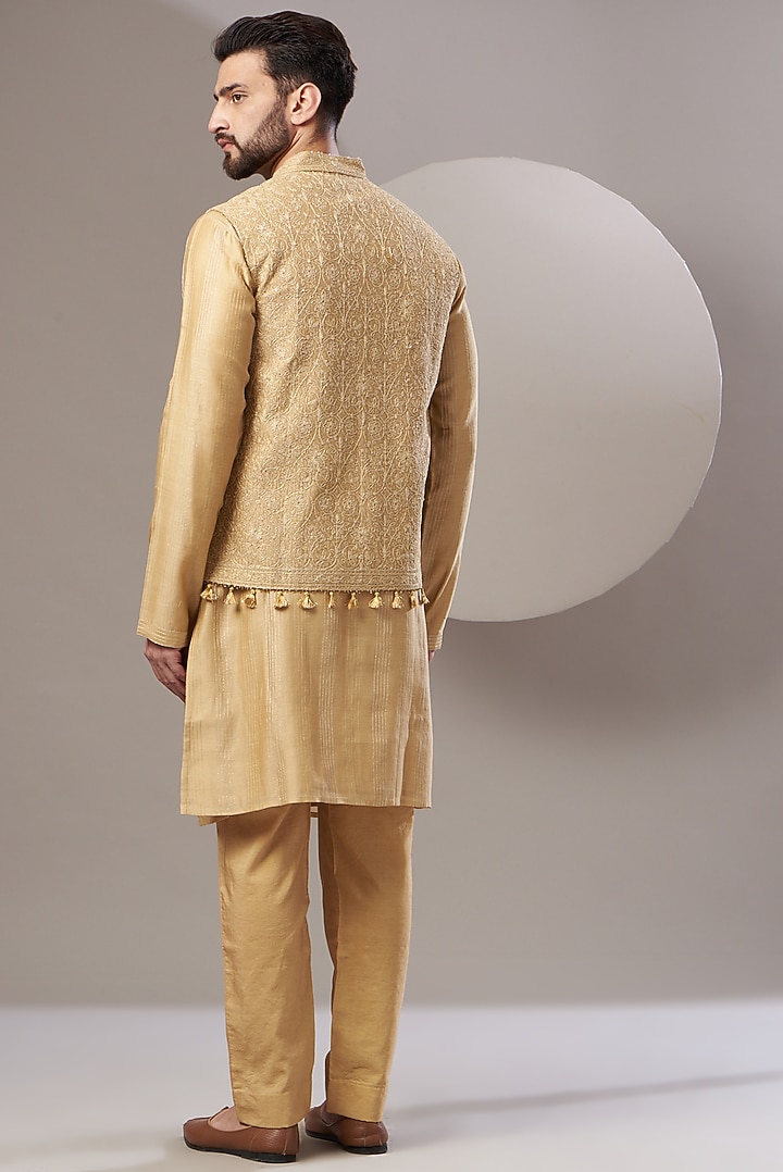 Beige Chanderi Kurta Set With Bundi Jacket by Rar Studio Men at Pernia's Pop Up Shop