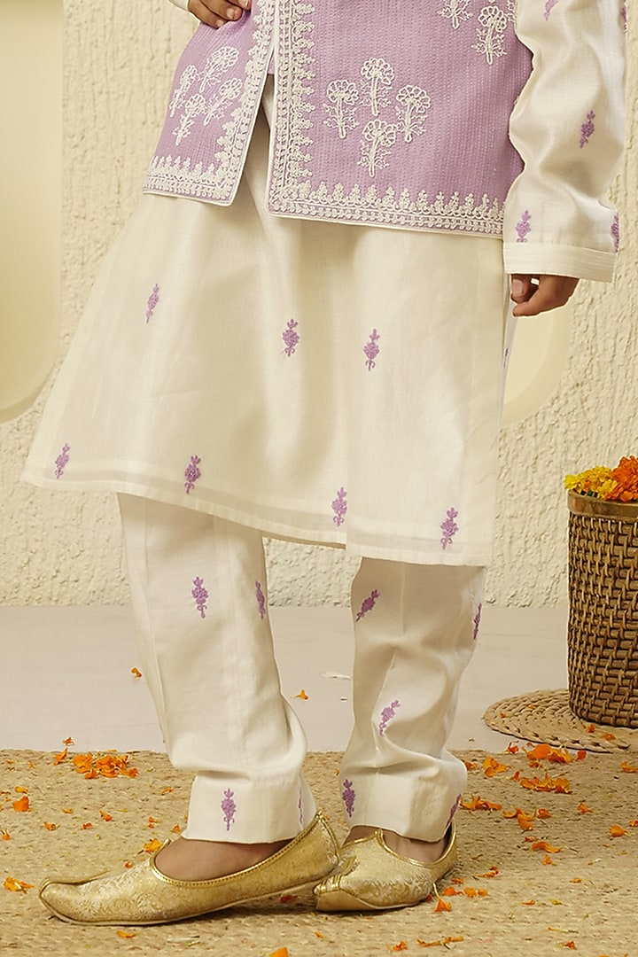 Lilac Chanderi Silk Embroidered Bundi Jacket With Kurta Set by Lil Gems by RAR Studio at Pernia's Pop Up Shop