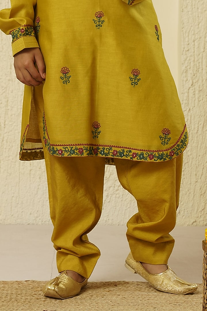 Mustard Chanderi Silk Embroidered Kurta Set For Boys by Lil Gems by RAR Studio at Pernia's Pop Up Shop