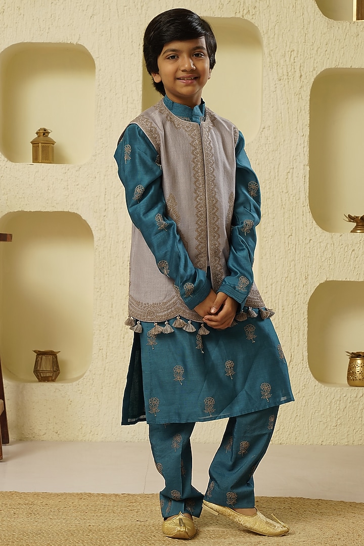 Grey Chanderi Silk Embroidered Bundi Jacket With Kurta Set For Boys by Lil Gems by RAR Studio at Pernia's Pop Up Shop