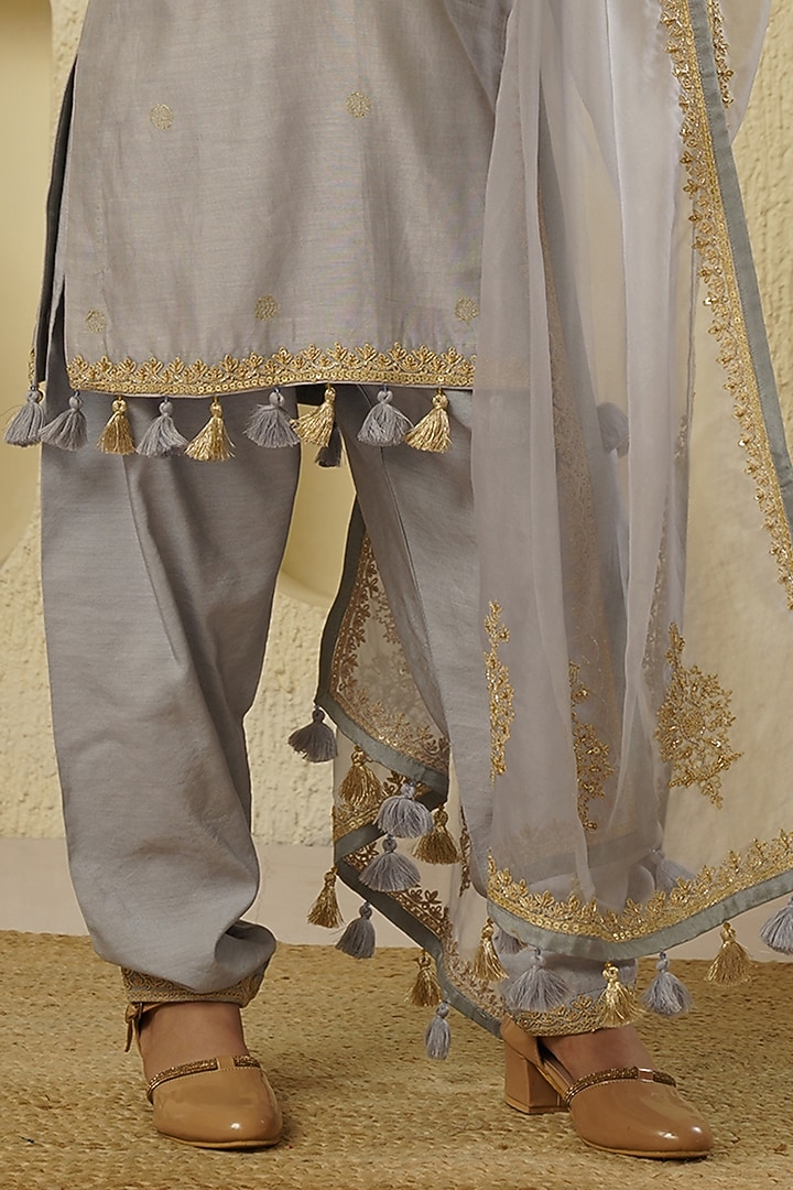 Light Grey Chanderi Silk Embroidered Kurta Set For Girls by Lil Gems by RAR Studio at Pernia's Pop Up Shop