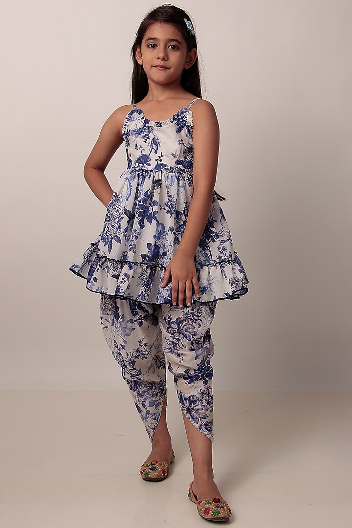 Blue Chanderi Printed Kurta Set For Girls by Rasasvada Kids at Pernia's Pop Up Shop