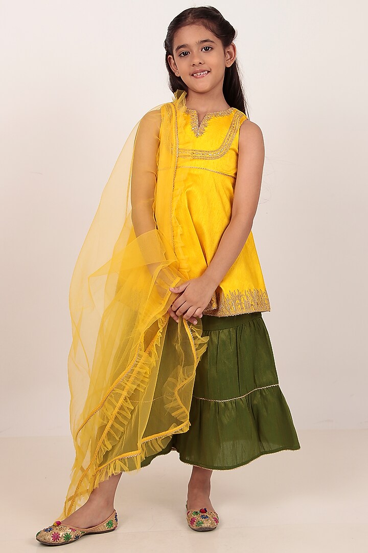 Yellow Dupion Silk Hand-Embellished Kurta Set For Girls by Rasasvada Kids at Pernia's Pop Up Shop