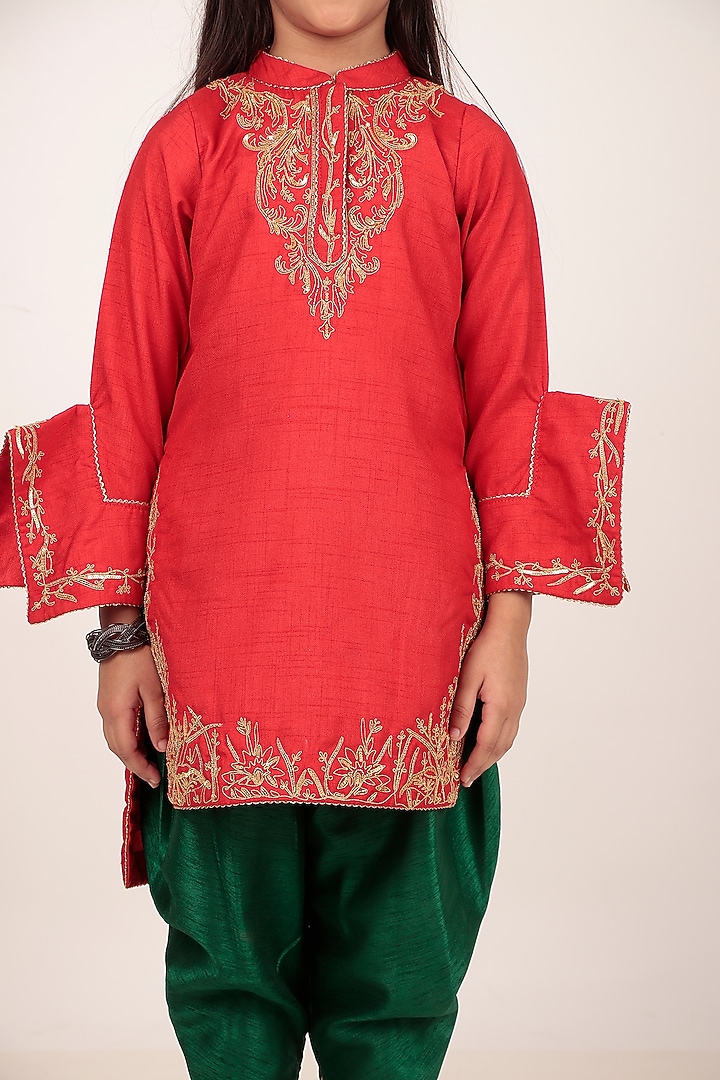 Red Dupion Silk Hand-Embellished Kurta Set For Girls by Rasasvada Kids at Pernia's Pop Up Shop