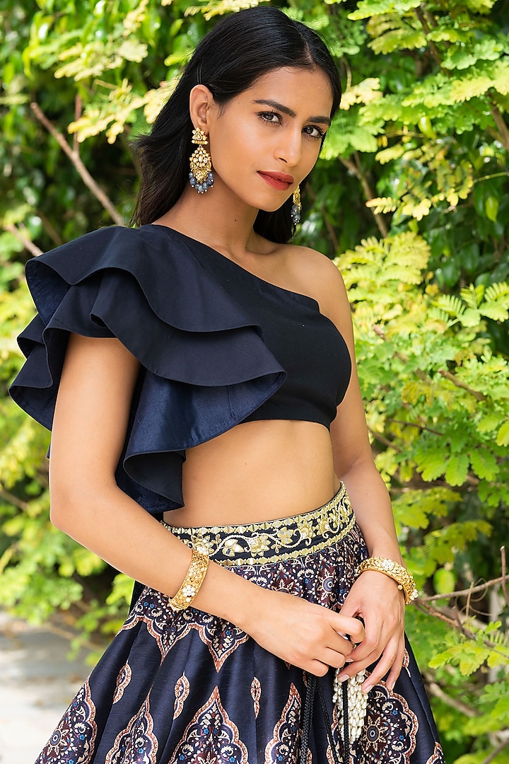 Navy Blue Thread Embroidered Wedding Lehenga Set by Rashika Sharma at Pernia's Pop Up Shop