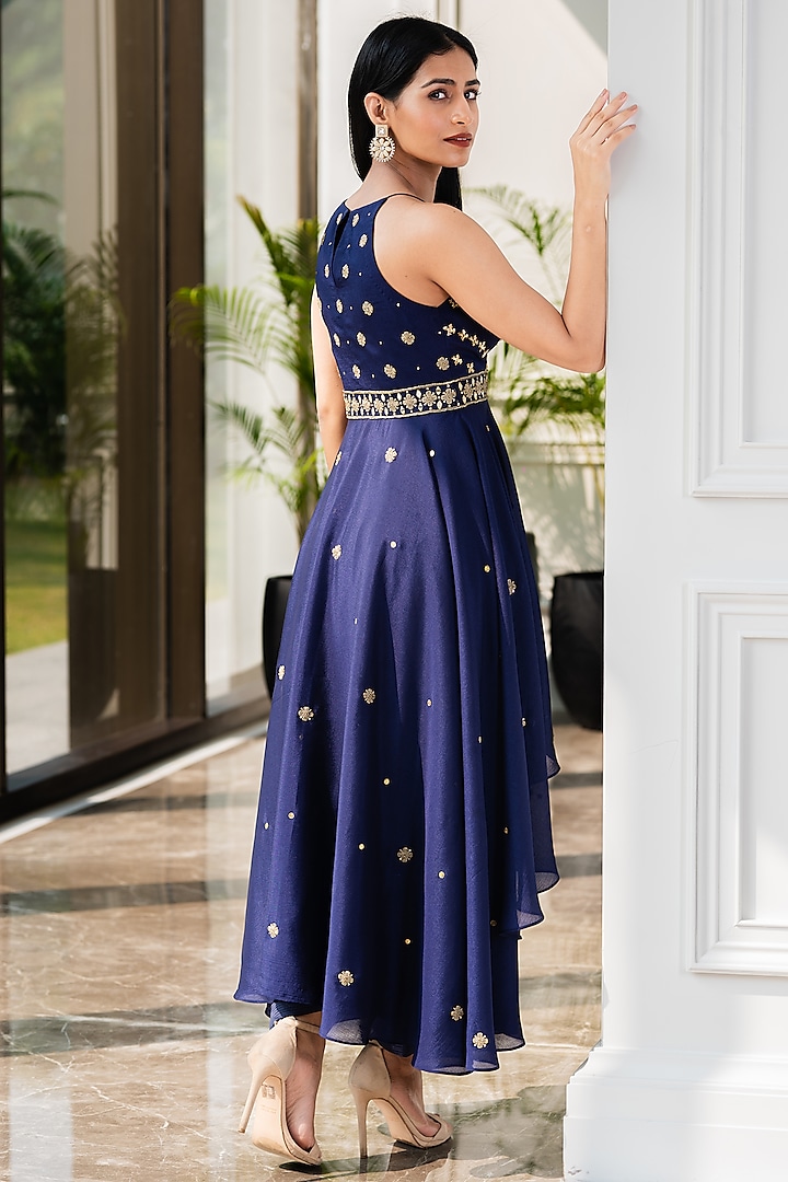 Navy Embroidered Asymmetrical Kurta Set by Rashika Sharma at Pernia's Pop Up Shop