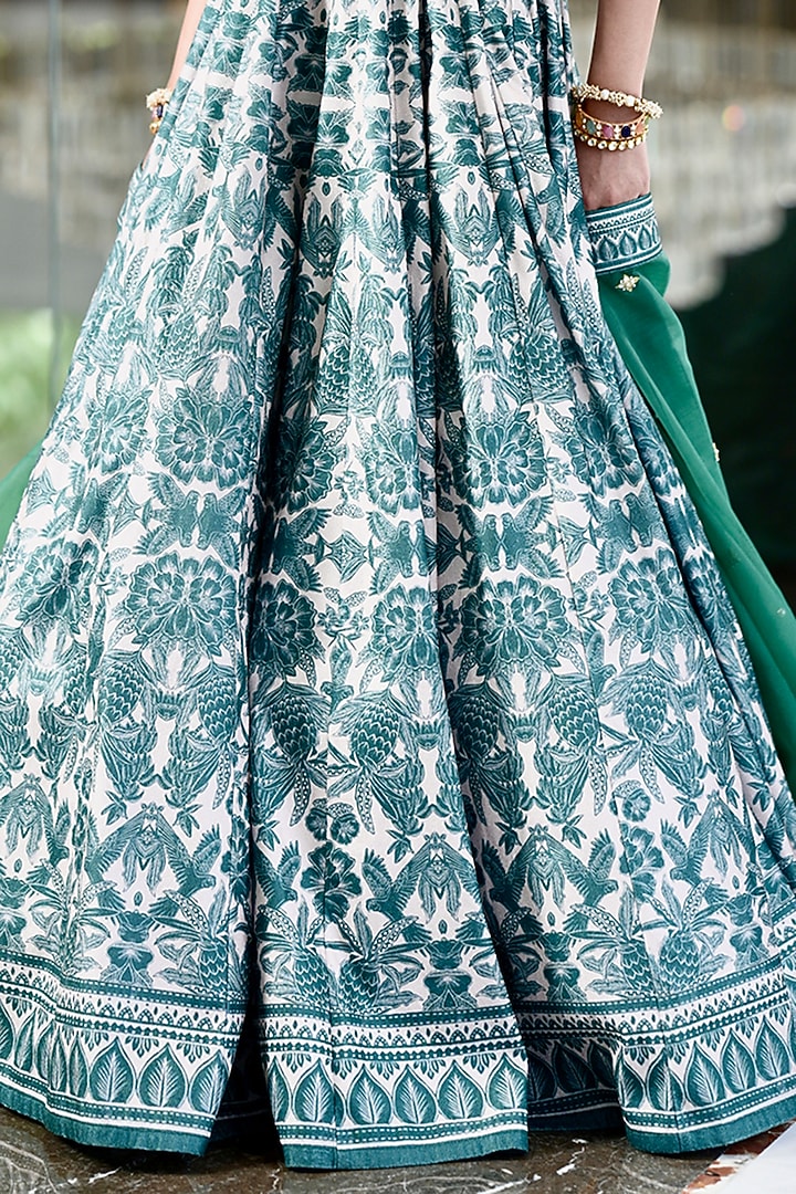 Green Velvet Printed Wedding Lehenga Set by Rashika Sharma at Pernia's Pop Up Shop