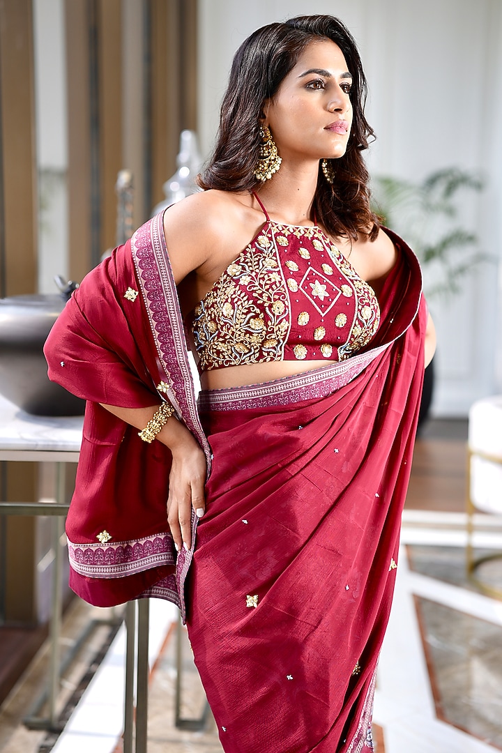 Maroon Chinnon & Satin Georgette Hand Embroidered Wedding Saree Set by Rashika Sharma at Pernia's Pop Up Shop