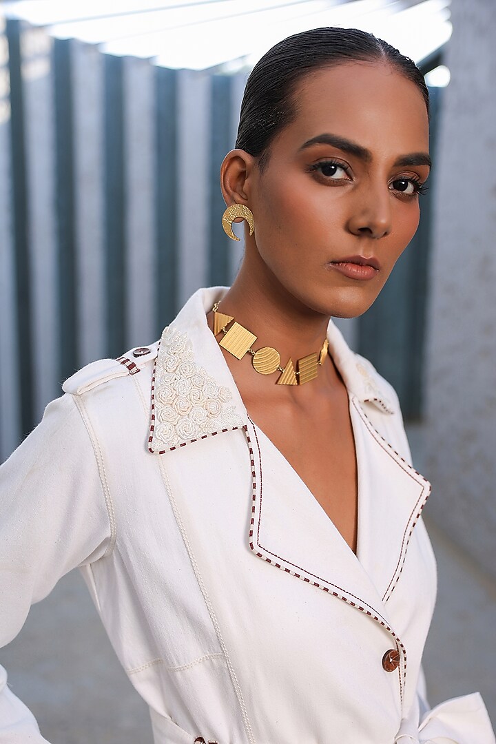White Cotton Twill Denim Thread Embroidered Trench Coat Set by Raw & Rustic by Niti Bothra at Pernia's Pop Up Shop