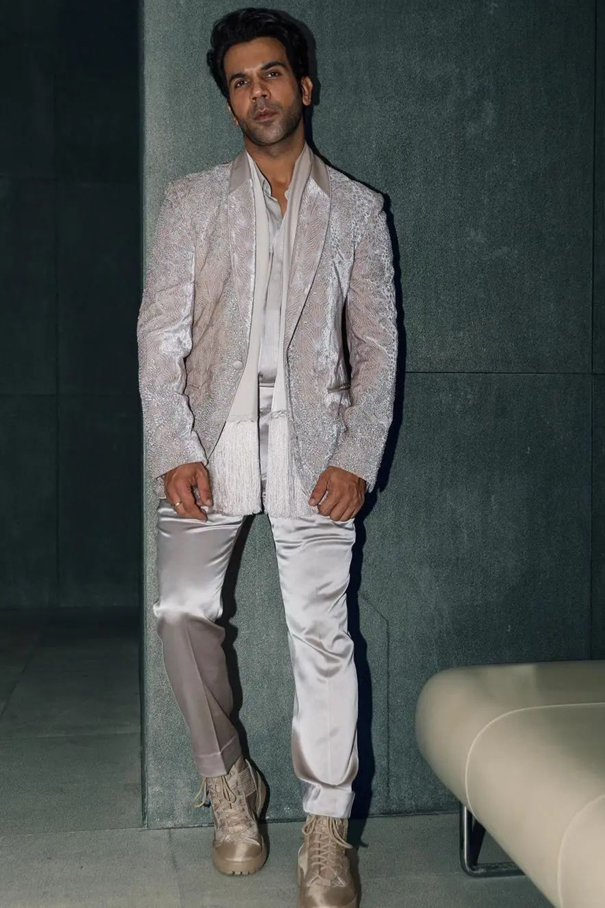 Beige tuxedo jacket new arrivals