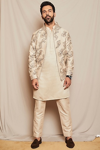 Off White Abstract Silk Embroidered Kurta Set With Jacket  by Bohame Men