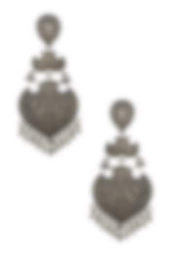Silver Patra Heartshaped Earrings by Ranakah