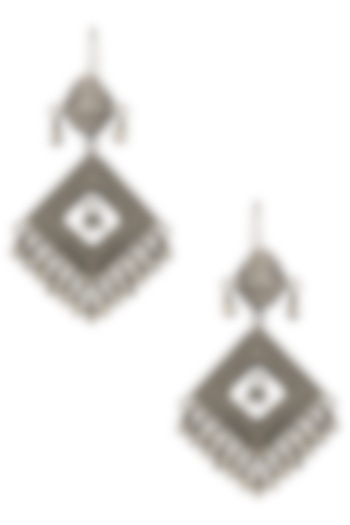 Silver Patra Diamond Shaped Earrings by Ranakah