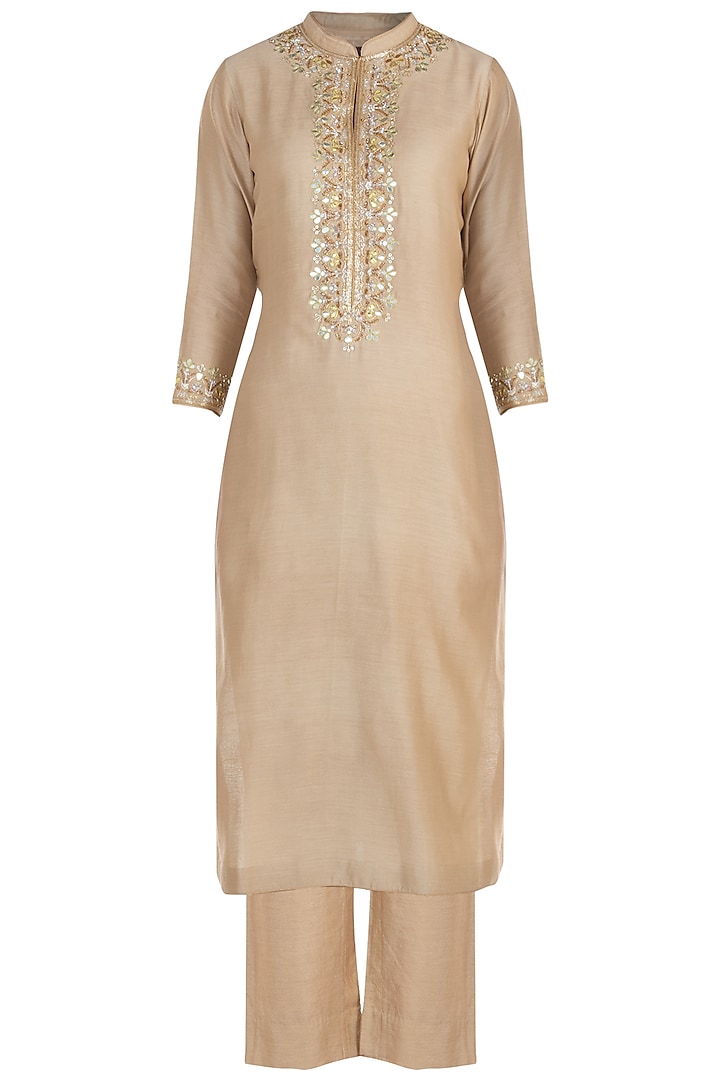 Beige embroidered kurta set by RAR STUDIO