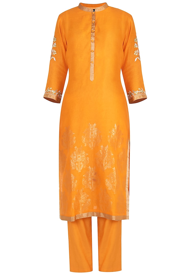 Orange embroidered kurta set by RAR STUDIO