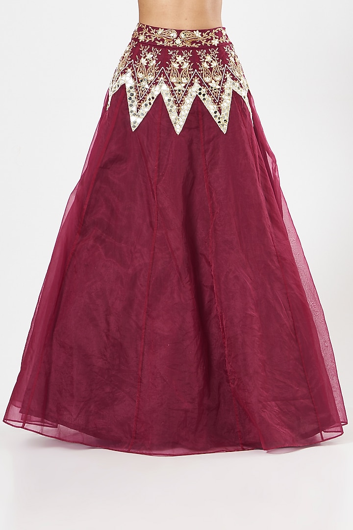 Magenta Embroidered Wedding Lehenga Set by Rashika Sharma at Pernia's Pop Up Shop
