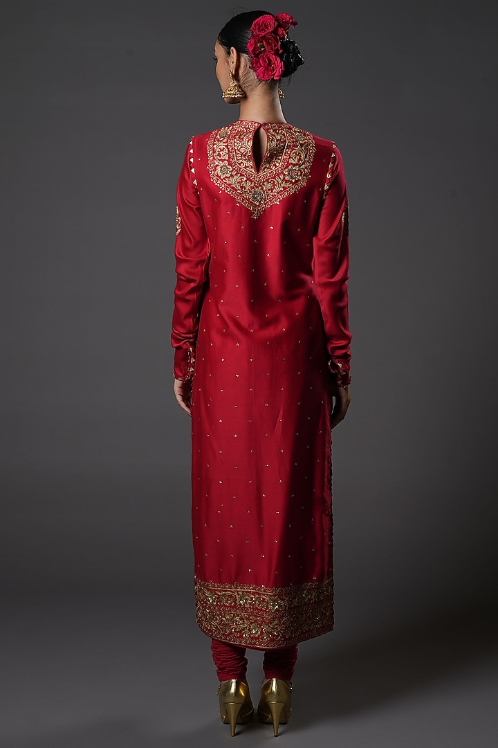 Red Chanderi Silk Zari Embroidered Kurta Set by Rohit Bal at Pernia's Pop Up Shop