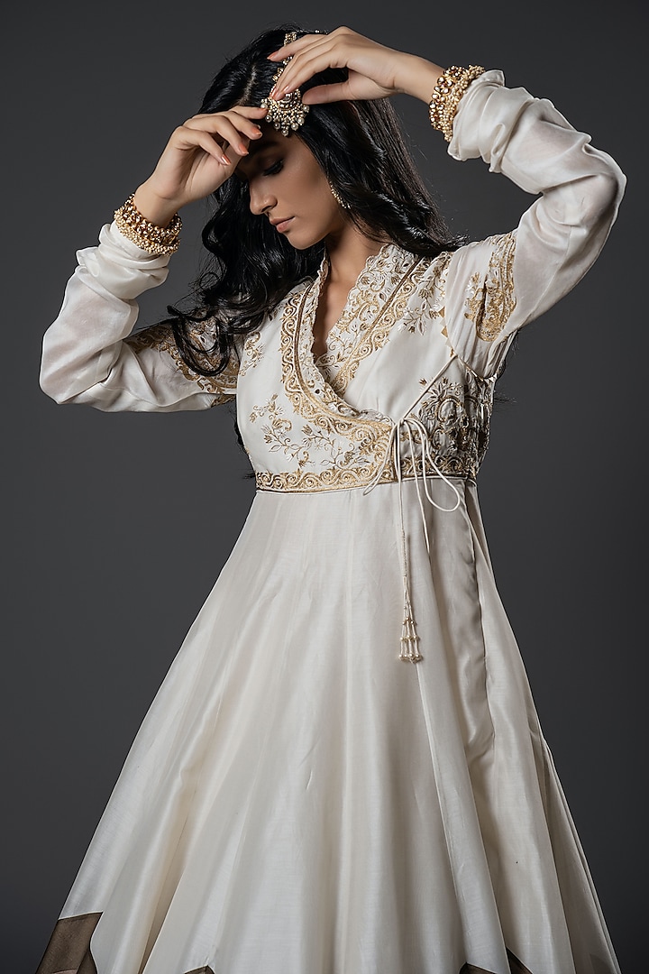 Ivory Chanderi Silk Floral Cutwork Angrakha Wedding Anarkali Set by Rohit Bal at Pernia's Pop Up Shop