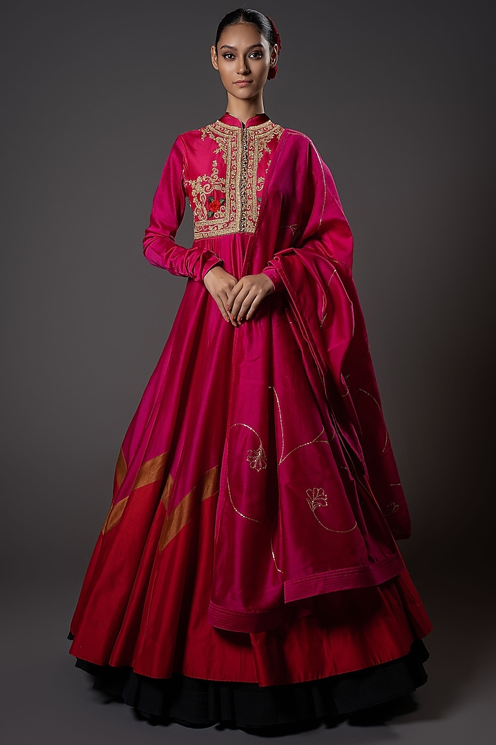 Fuchsia Red Chanderi Silk Floral Embroidered Anarkali Set by Rohit Bal