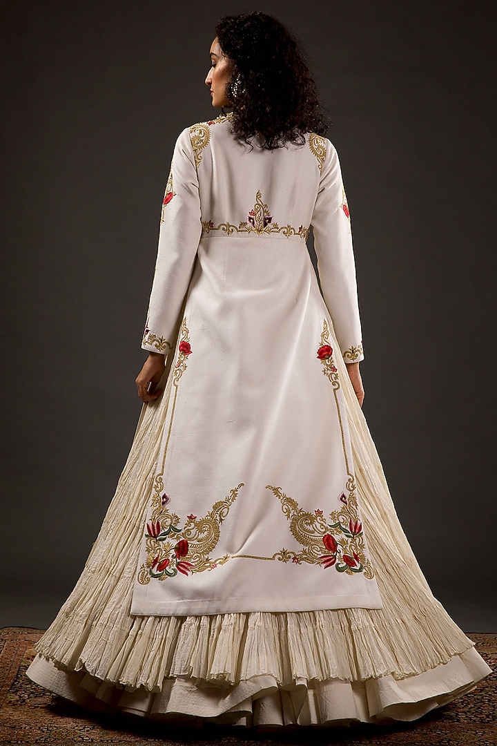 Ivory Embroidered Bridal Anarkali Set by Rohit Bal at Pernia's Pop Up Shop