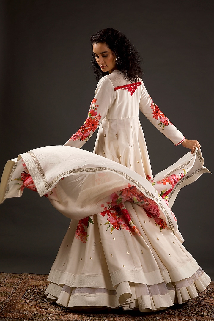 Ivory Printed & Embroidered Bridal Anarkali Set by Rohit Bal at Pernia's Pop Up Shop