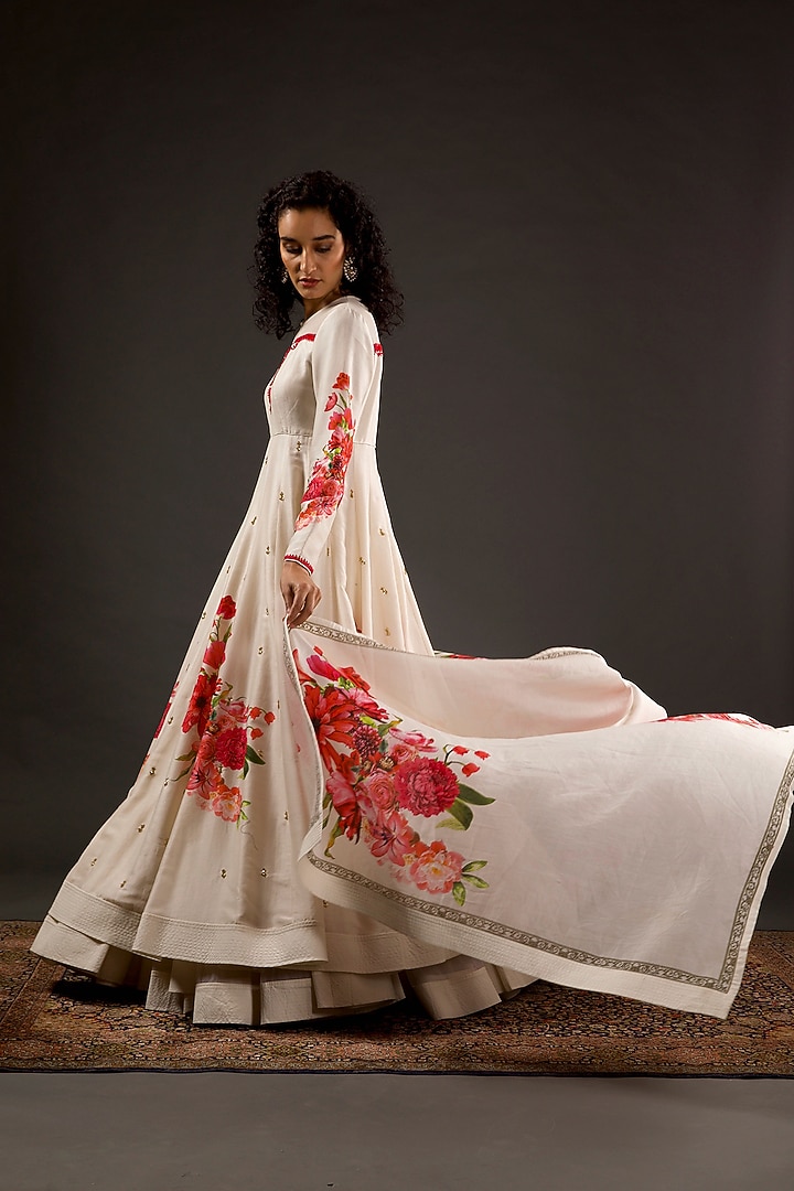 Ivory Printed & Embroidered Bridal Anarkali Set by Rohit Bal at Pernia's Pop Up Shop