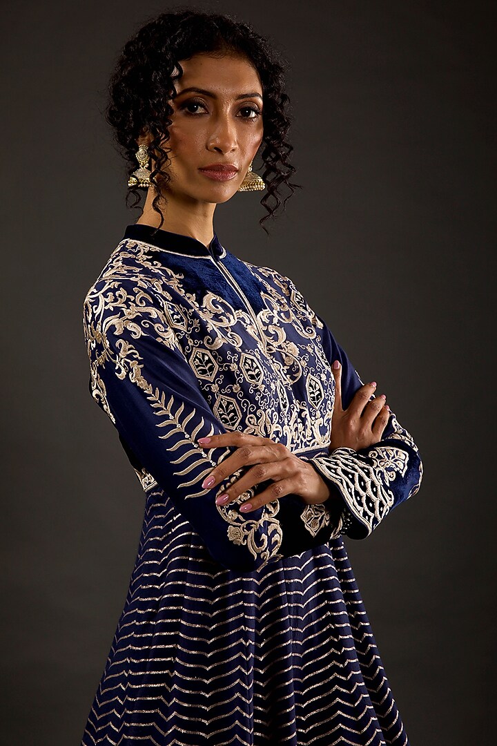 Indigo Resham & Thread Embroidered Bridal Anarkali Set by Rohit Bal at Pernia's Pop Up Shop