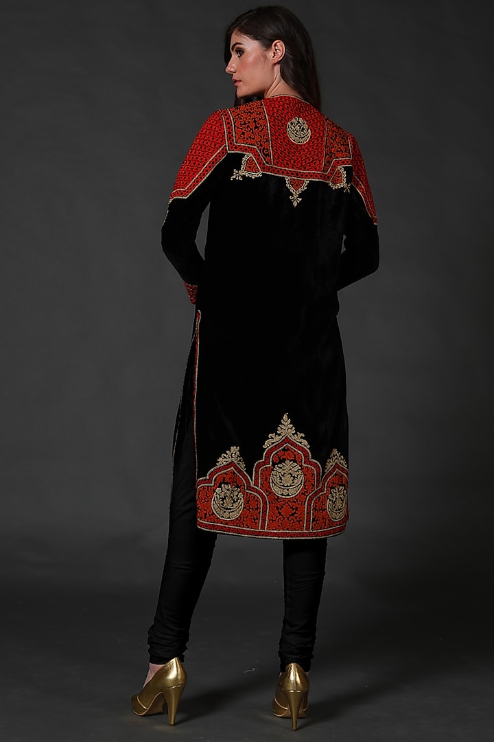 Black Machine & Hand Embroidered Kurta Set by Rohit Bal at Pernia's Pop Up Shop