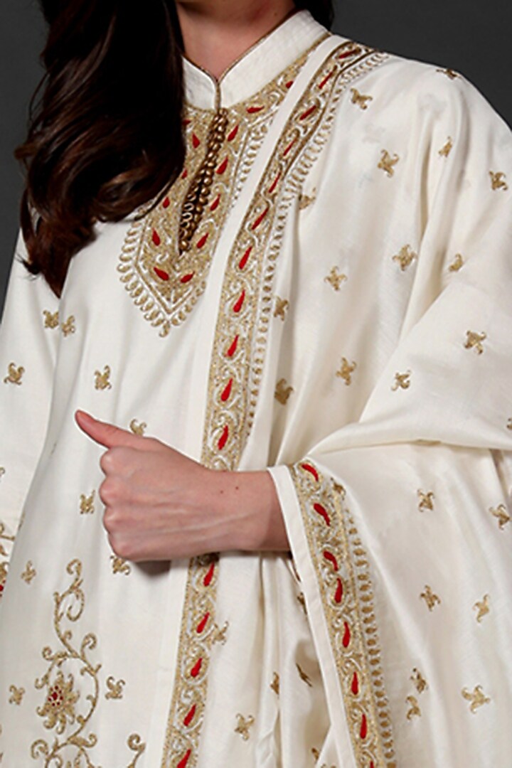 Ivory Machine And Hand Embroidered Kurta Set by Rohit Bal at Pernia's Pop Up Shop