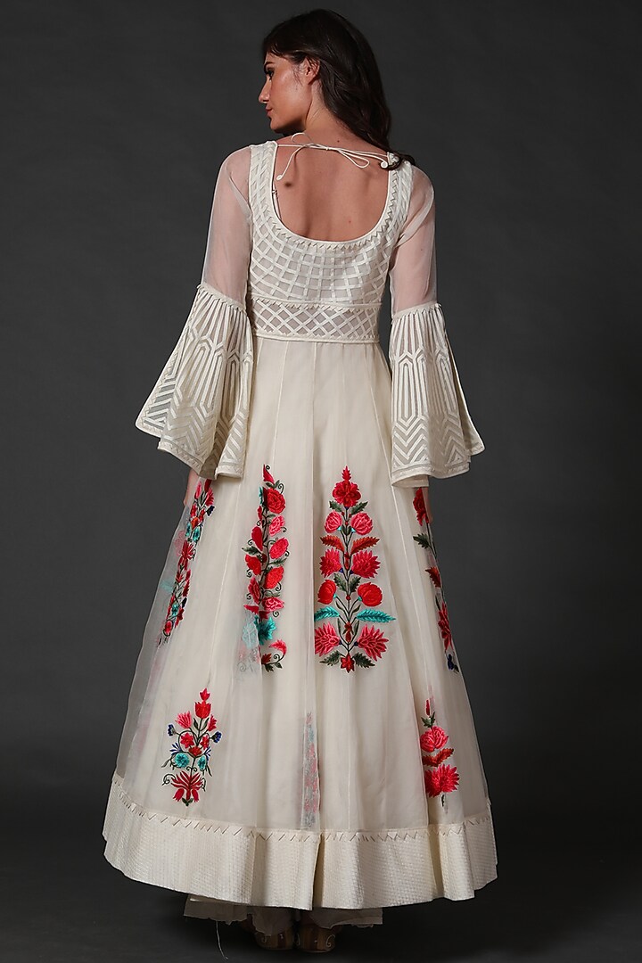 Ivory Machine Embroidered Bridal Anarkali Set by Rohit Bal at Pernia's Pop Up Shop