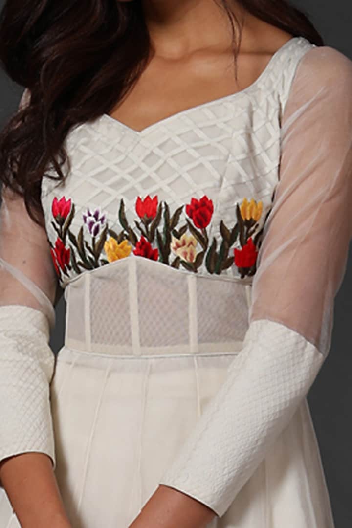 Ivory Bridal Anarkali Set With Machine Embroidery by Rohit Bal at Pernia's Pop Up Shop