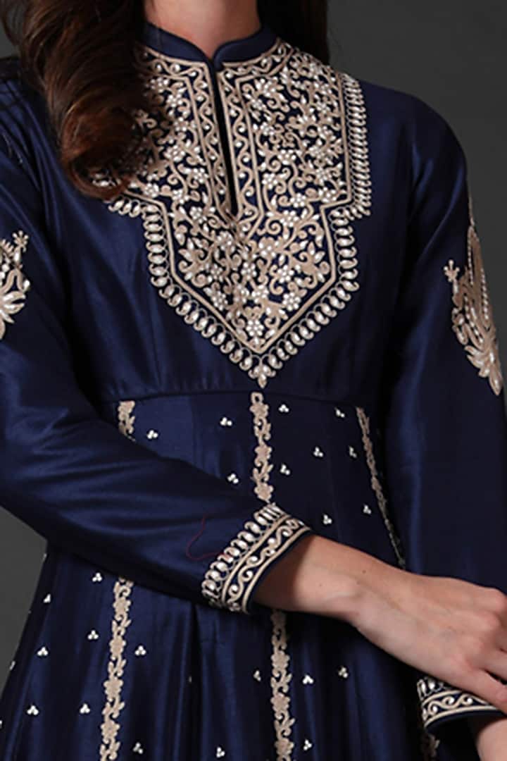 Indigo Blue Embroidered Bridal Anarkali Set by Rohit Bal at Pernia's Pop Up Shop