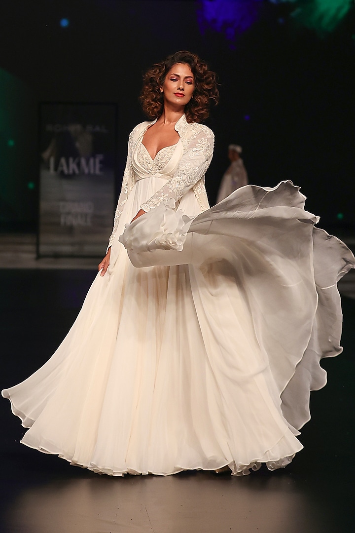 Ivory Chiffon Bridal Anarkali Set by Rohit Bal at Pernia's Pop Up Shop
