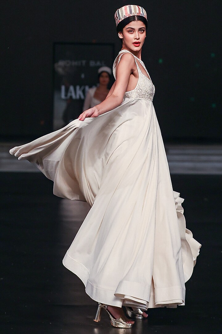 Ivory Mul Mul Resham Embroidered Bridal Anarkali Set by Rohit Bal at Pernia's Pop Up Shop