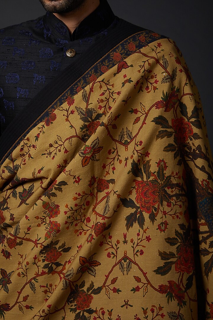 Beige Printed Khadi Shawl by Rohit Bal Men at Pernia's Pop Up Shop