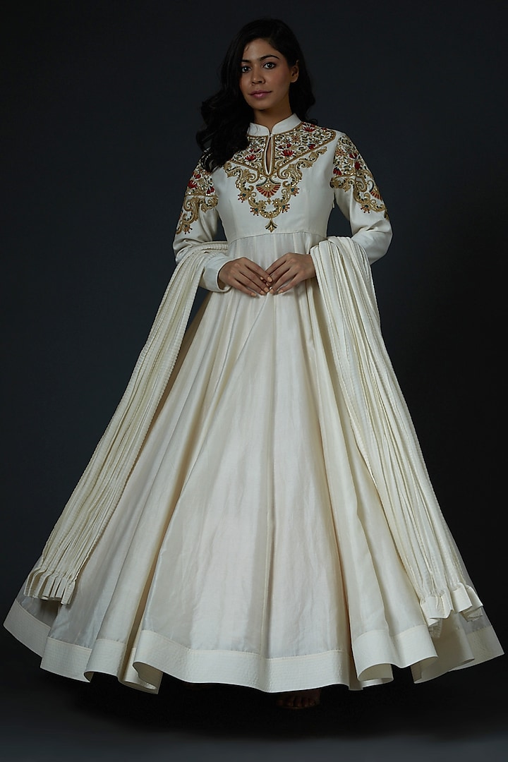 White Hand Embroidered Anarkali Set by Rohit Bal