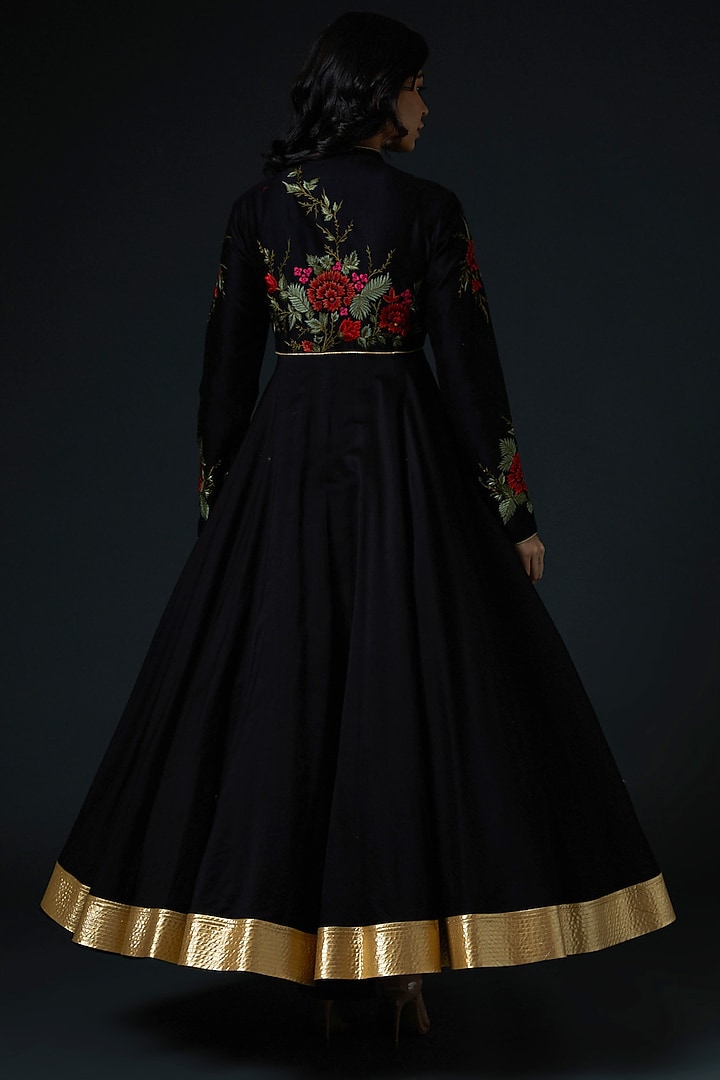 Maroon Embroidered Wedding Anarkali Set by Rohit Bal at Pernia's Pop Up Shop