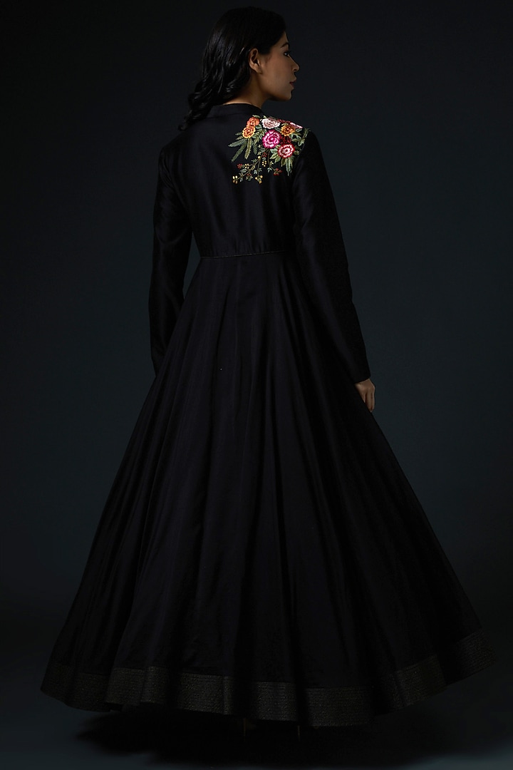 Black Embroidered Wedding Anarkali Set by Rohit Bal at Pernia's Pop Up Shop