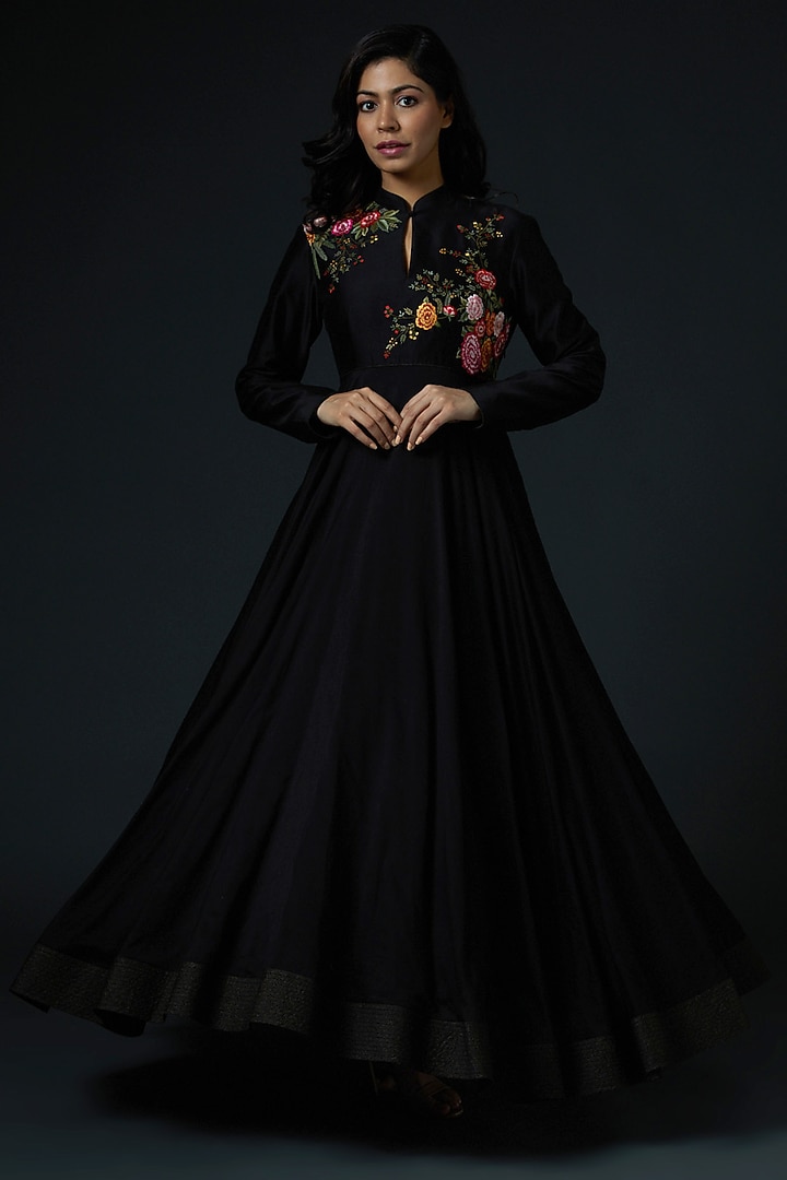 Black Embroidered Wedding Anarkali Set by Rohit Bal at Pernia's Pop Up Shop