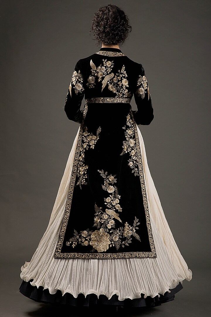 Black Embroidered Split Bridal Anarkali Set by Rohit Bal at Pernia's Pop Up Shop