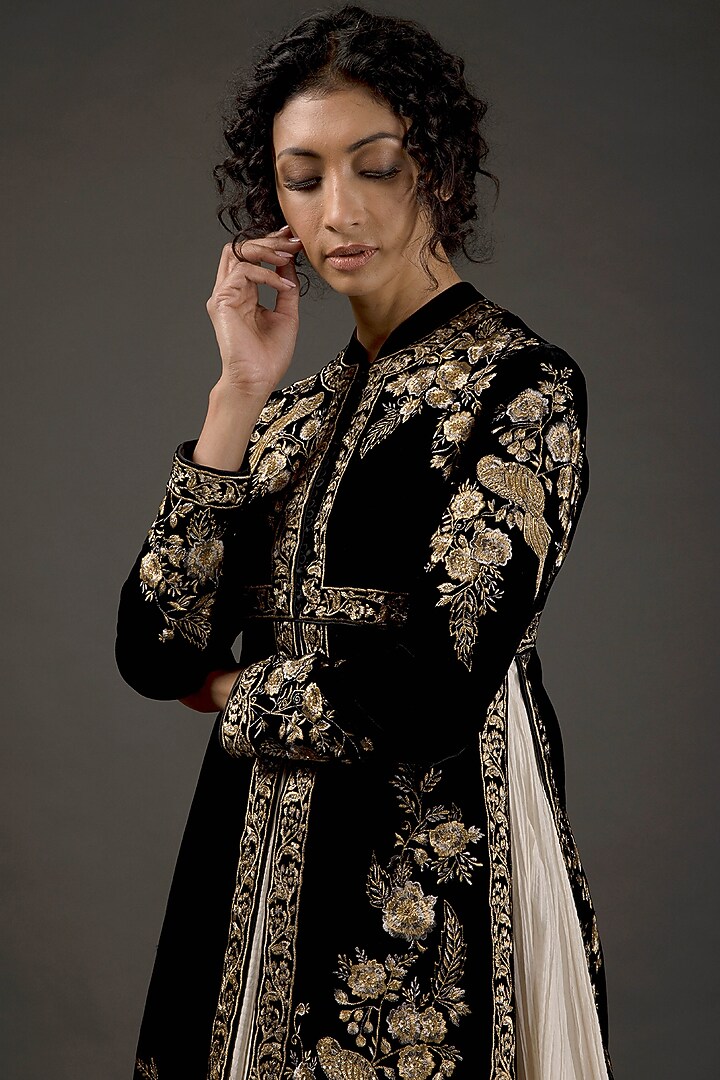 Black Embroidered Split Bridal Anarkali Set by Rohit Bal at Pernia's Pop Up Shop