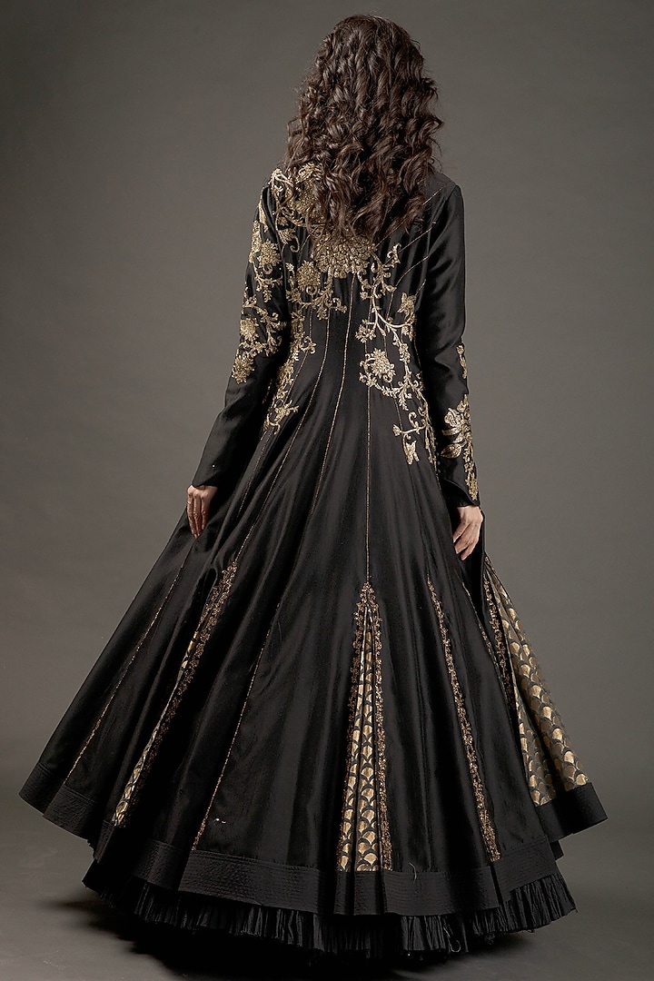 Black Long Jacket With Embroidery by Rohit Bal at Pernia's Pop Up Shop