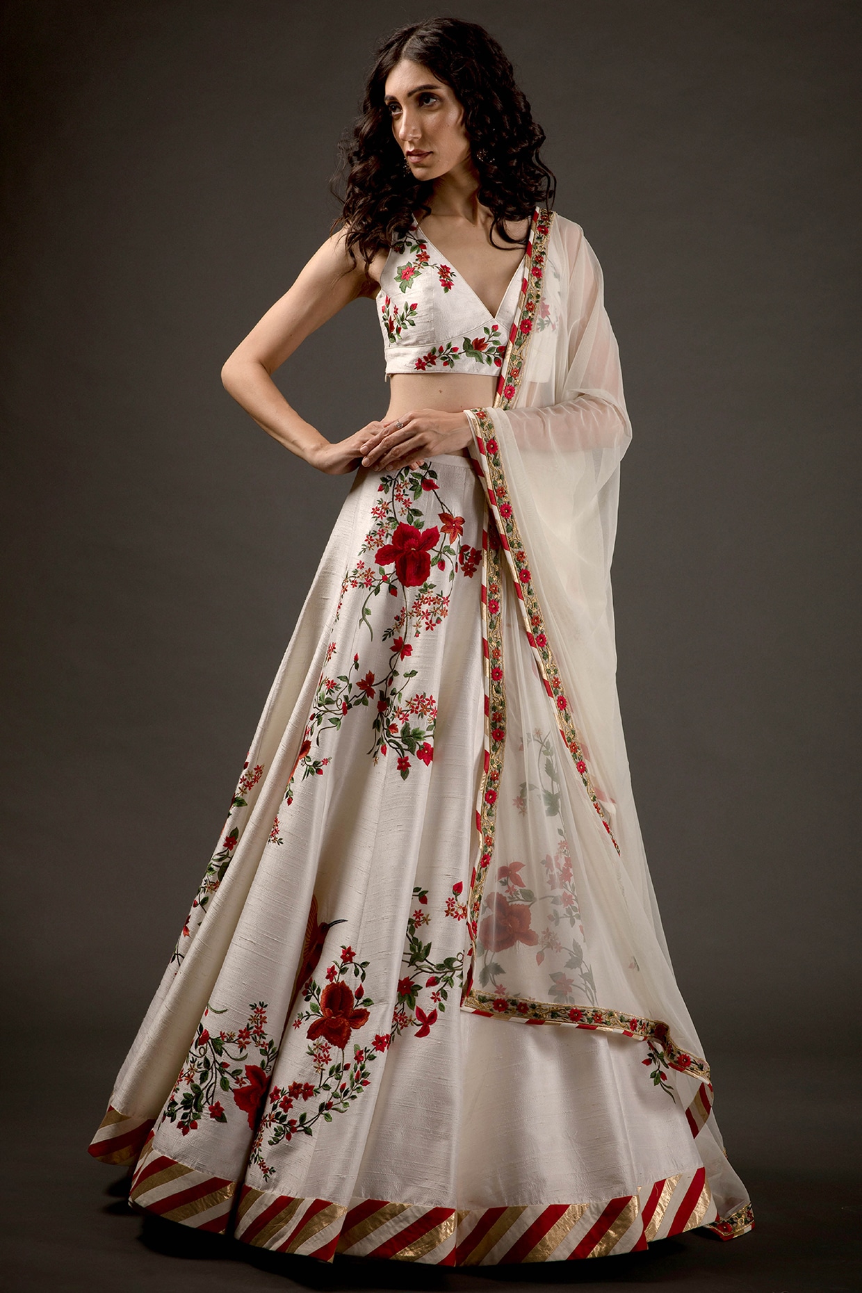 Rohit Bal Couture Collection 2016 Is Inspired By Opulence & Excess