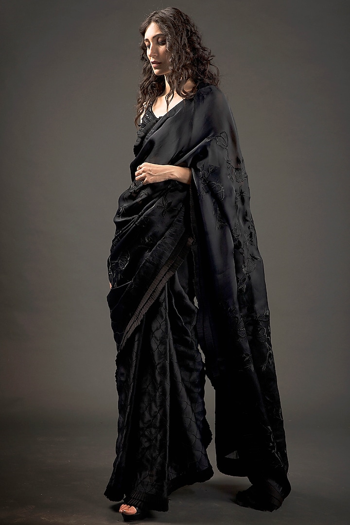 Black Organza Embroidered Reception Saree Set by Rohit Bal at Pernia's Pop Up Shop